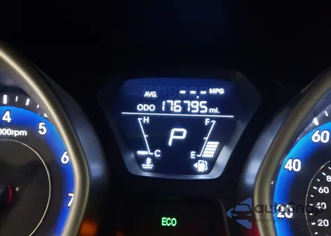 2012 Hyundai Elantra Gls (Ulsan Plant) z USA, uszkodzony, nr VIN KMHDH4AE6CU361222